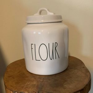 Rae Dunn flour canister